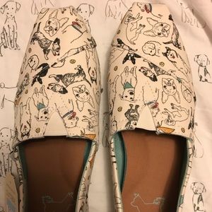 TOMS limited edition year of the dog - Women 8.5